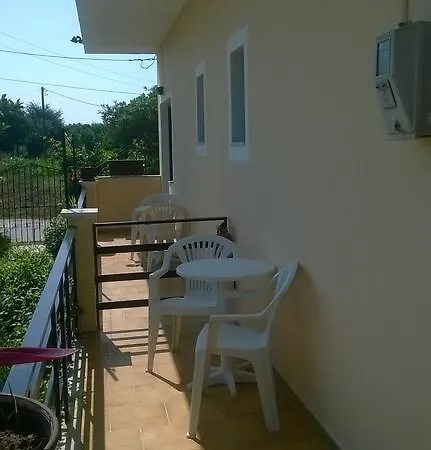 Dimitris Studios Agios Georgios (Corfu)